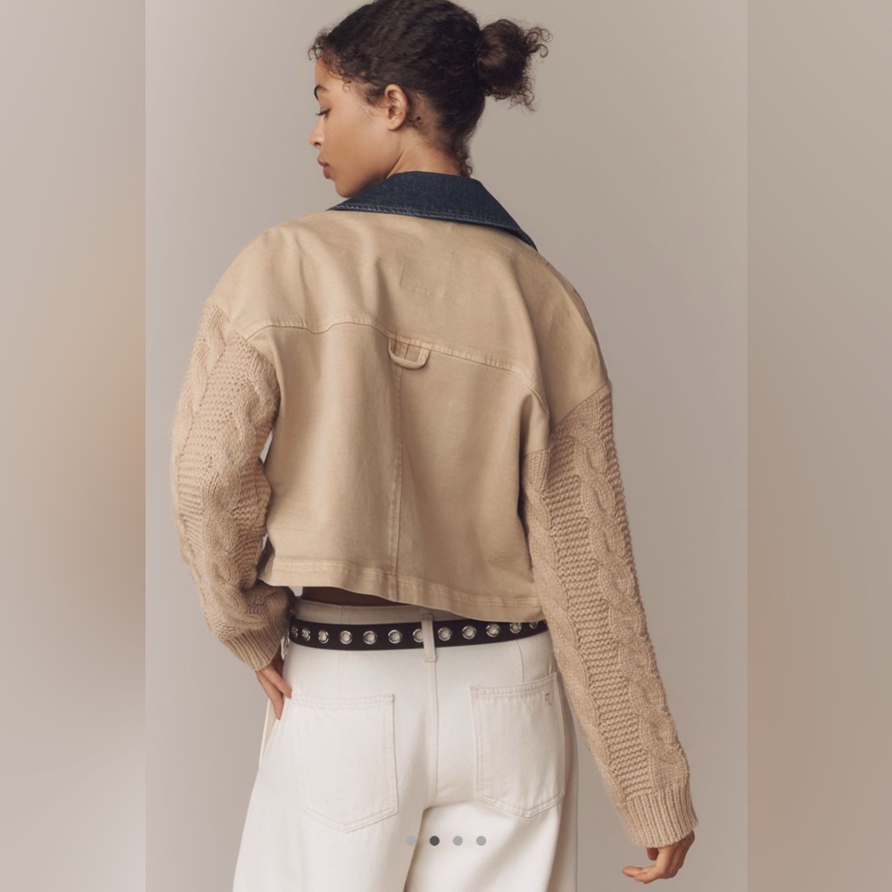Avec Les Filles Beige Cropped Jacket with Dark Blue Collar - Picture 3 of 8